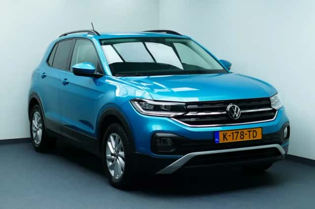 Volkswagen T-Cross (2021) thumbnail 2
