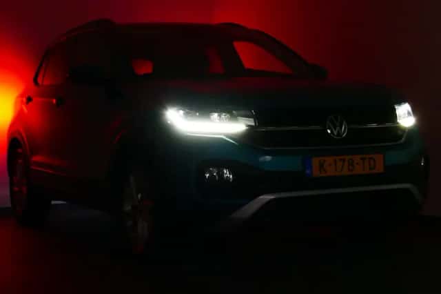 Volkswagen T-Cross (2021) thumbnail 3