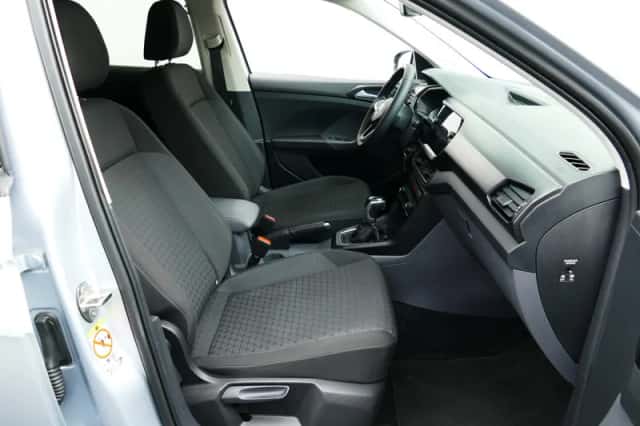 Volkswagen T-Cross (2020) thumbnail 5