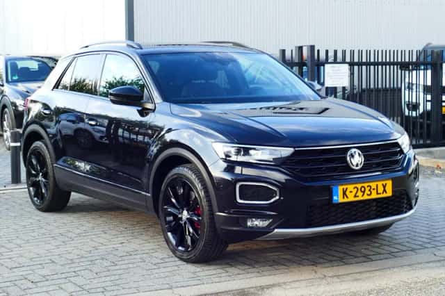 Volkswagen T-Roc (2020) thumbnail 1
