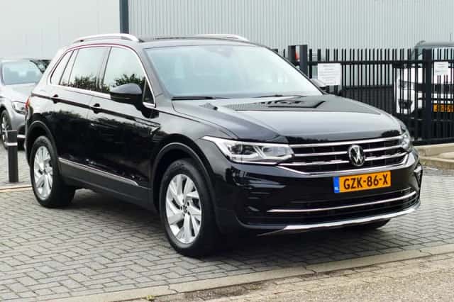 Volkswagen Tiguan (2024) thumbnail 1