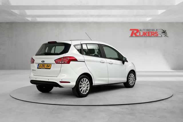 Ford B-Max (2015) thumbnail 2