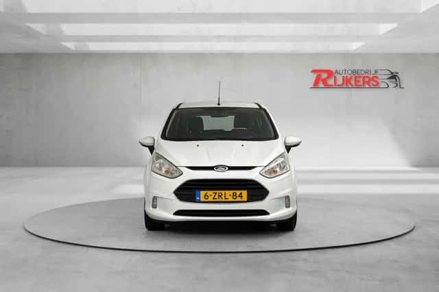 Ford B-Max (2015) thumbnail 6
