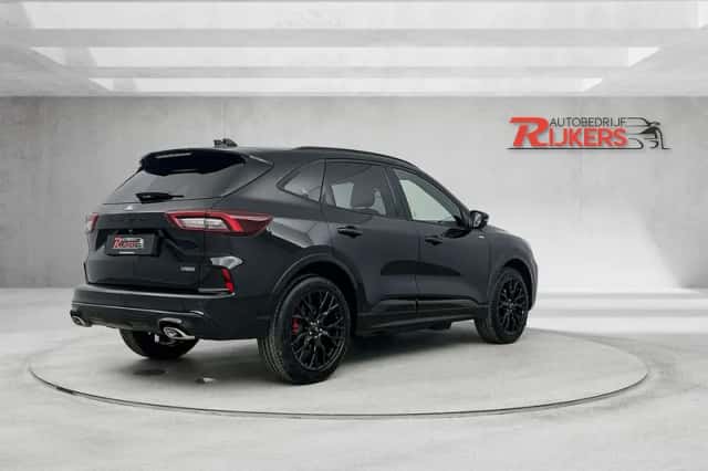 Ford Kuga (2025) thumbnail 2