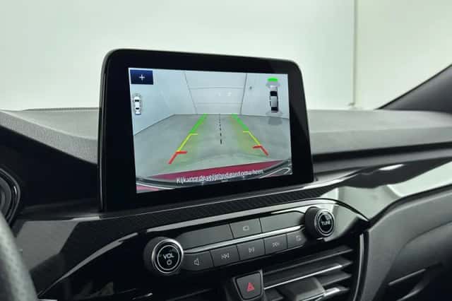Ford Kuga (2020) thumbnail 3