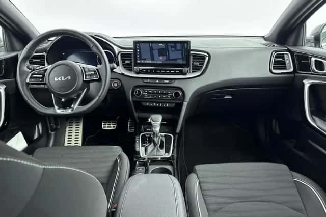 Kia Proceed (2024) thumbnail 4