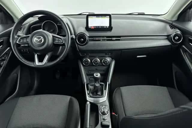 Mazda 2 (2019) thumbnail 3