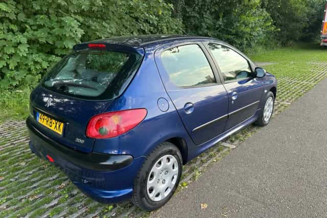Peugeot 206 (2005) thumbnail 6
