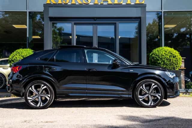 Audi Q3 (2020) thumbnail 6