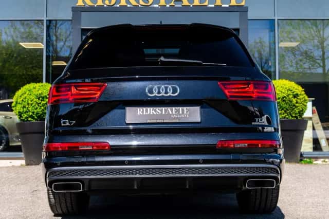 Audi Q7 (2017) thumbnail 6