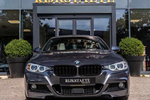 BMW 3-Serie (2012) thumbnail 3