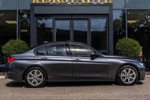 BMW 3-Serie (2012) thumbnail 6