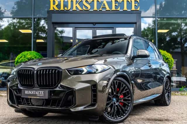 BMW X5 (2025) thumbnail 1