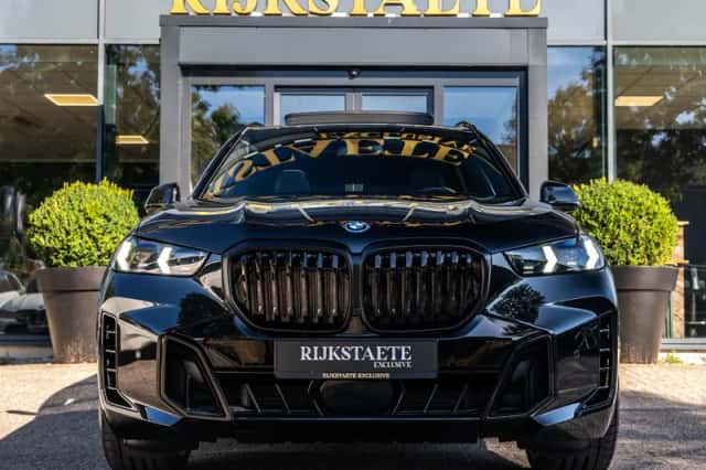 BMW X5 (2025) thumbnail 3