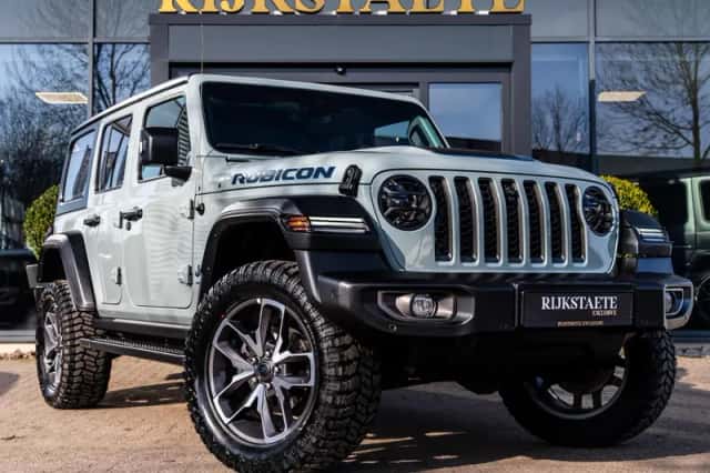 Jeep Wrangler (2023) thumbnail 5