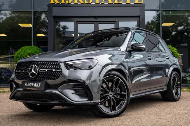 Mercedes-Benz GLE (2025) thumbnail 1