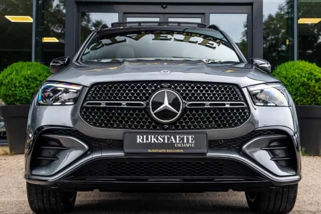 Mercedes-Benz GLE (2025) thumbnail 3