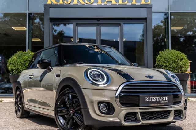 MINI Cooper (2019) thumbnail 5