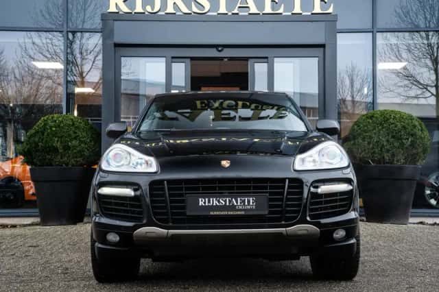 Porsche Cayenne (2008) thumbnail 3