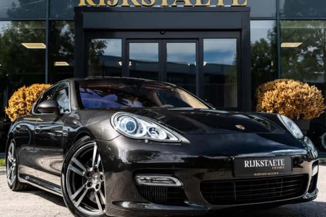 Porsche Panamera (2009) thumbnail 5
