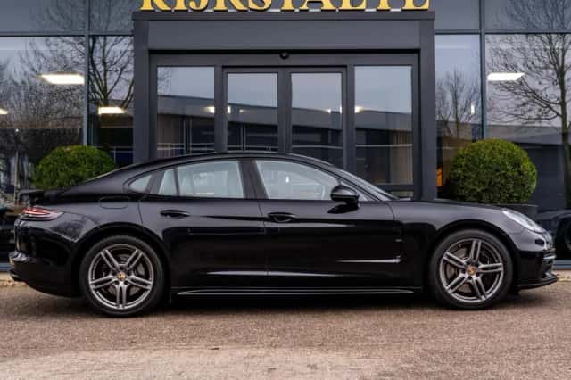 Porsche Panamera (2019) thumbnail 6
