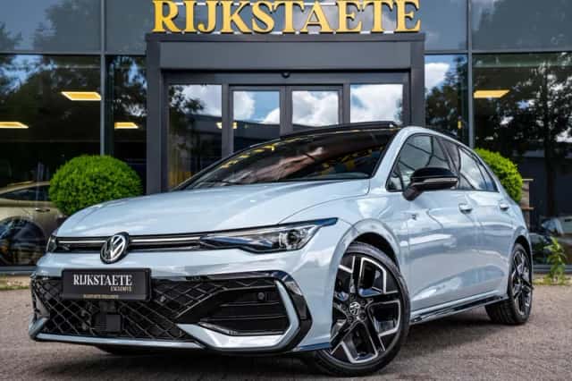 Volkswagen Golf (2025) thumbnail 1