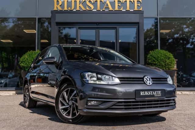 Volkswagen Golf (2018) thumbnail 5
