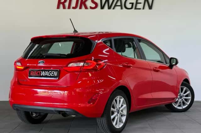 Ford Fiesta (2017) thumbnail 4