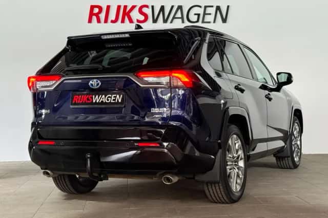 Toyota RAV4 (2024) thumbnail 5