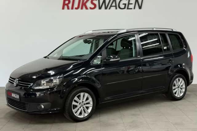Volkswagen Touran (2012) thumbnail 3