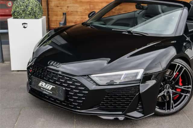 Audi R8 (2019) thumbnail 2