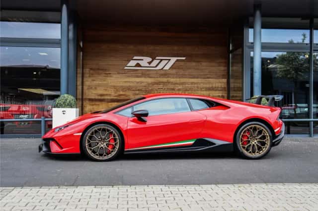 Lamborghini Huracán (2018) thumbnail 3