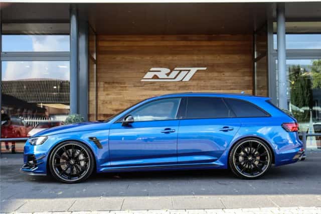 Audi RS 4 (2018) thumbnail 5