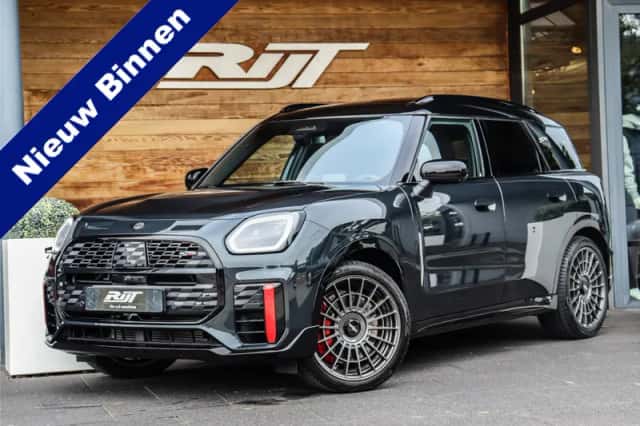 MINI Countryman (2024) thumbnail 1