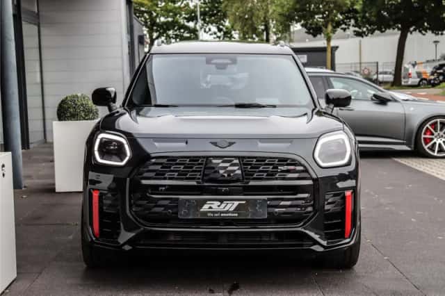 MINI Countryman (2024) thumbnail 4