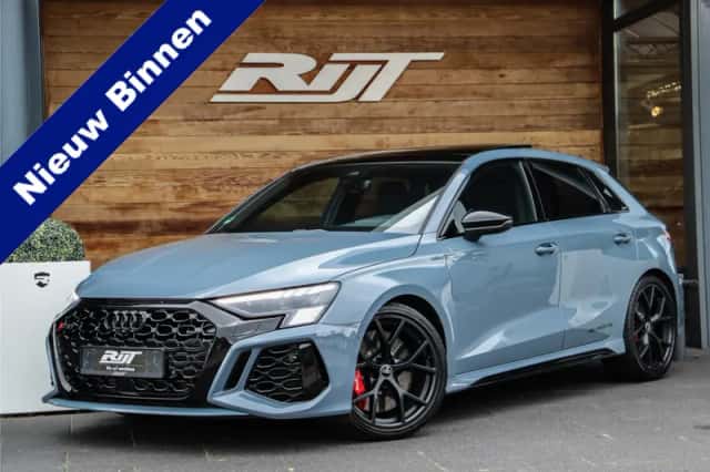 Audi R8 (2024) thumbnail 1