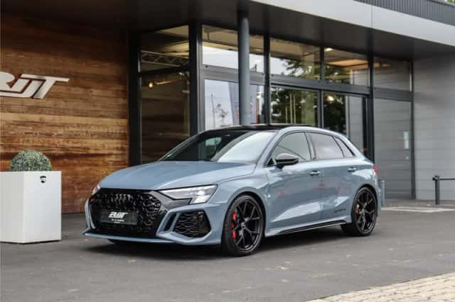 Audi R8 (2024) thumbnail 2