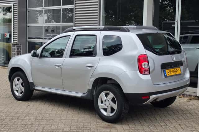 Dacia Duster (2011) thumbnail 4