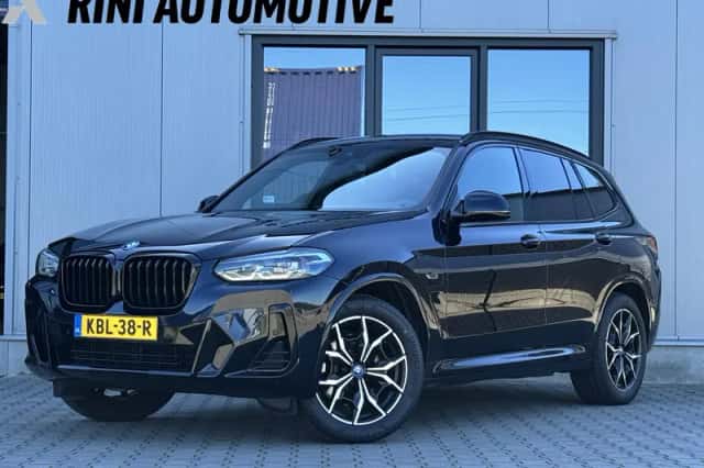 BMW X3 (2022) thumbnail 1