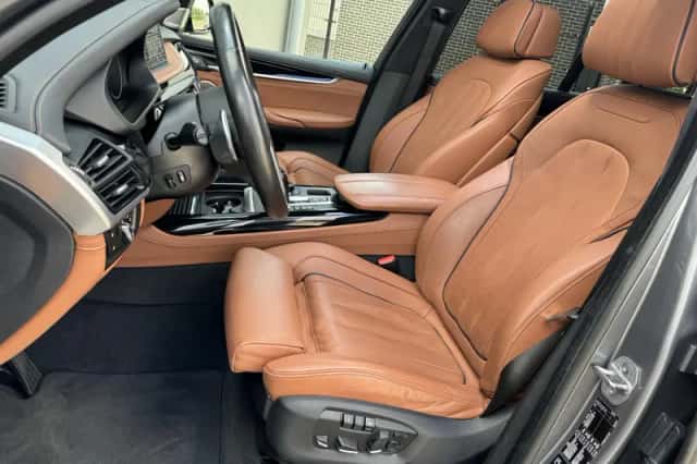 BMW X5 (2018) thumbnail 3