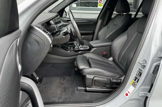BMW X3 (2022) thumbnail 5