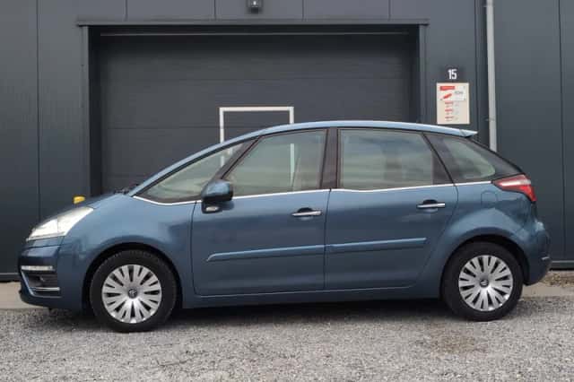 Citroën C4 Picasso (2011) thumbnail 2