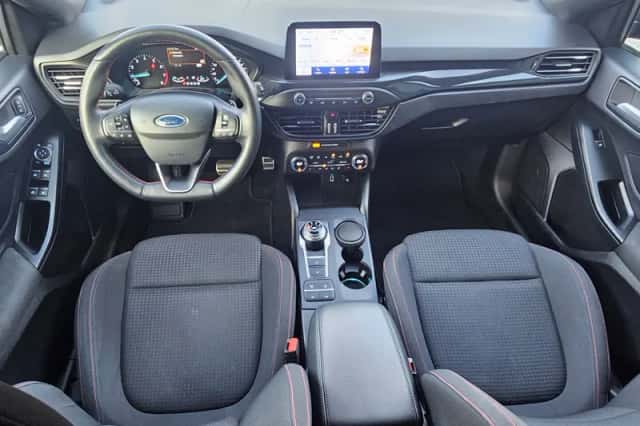 Ford Focus (2019) thumbnail 3