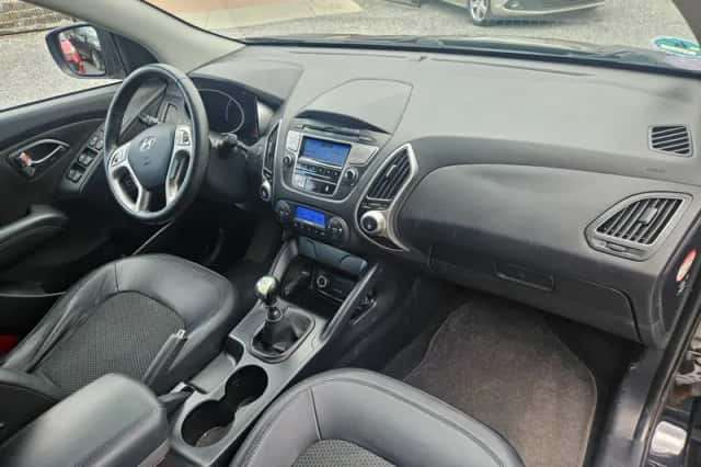Hyundai ix35 (2014) thumbnail 3