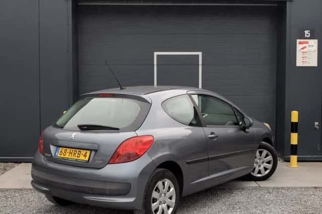 Peugeot 207 (2009) thumbnail 4