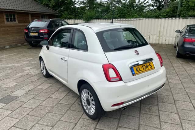 Fiat 500 (2016) thumbnail 2