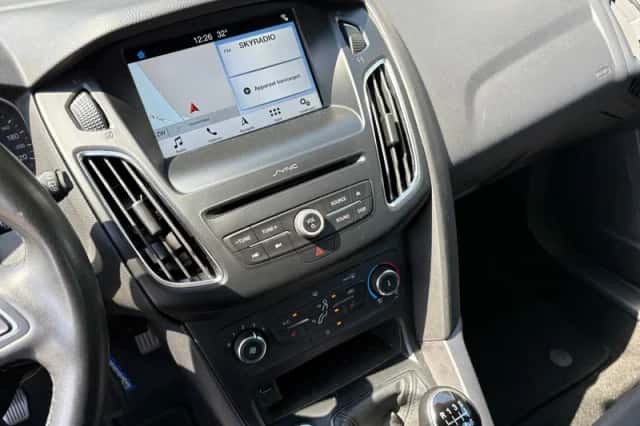 Ford Focus (2018) thumbnail 6