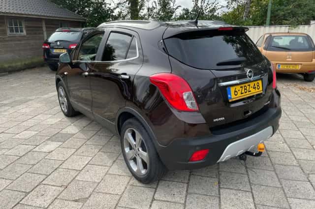Opel Mokka (2014) thumbnail 2