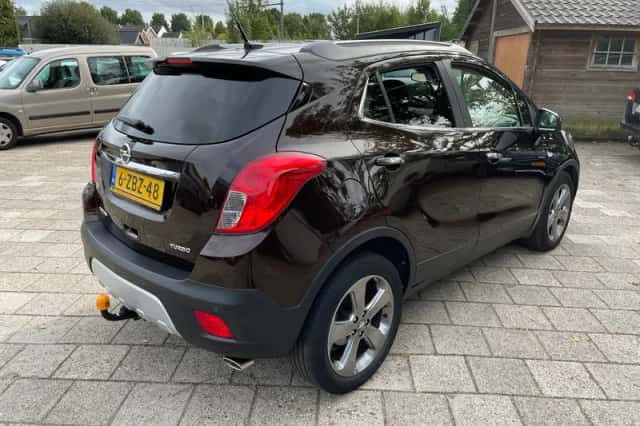 Opel Mokka (2014) thumbnail 3