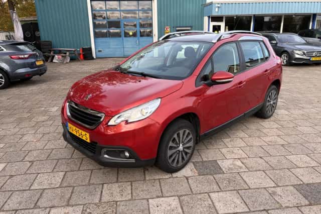 Peugeot 2008 (2016) thumbnail 1